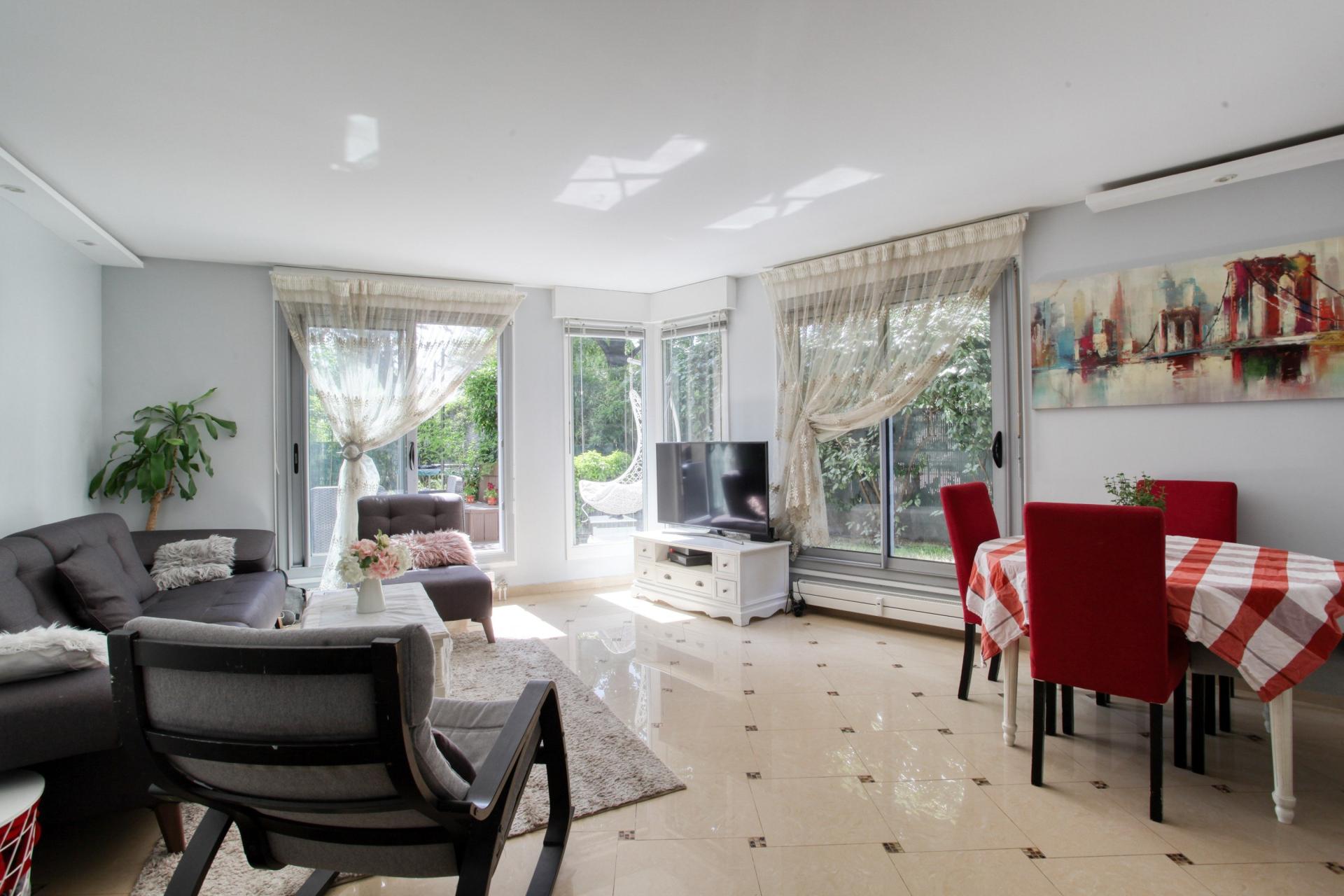 Maison a louer courbevoie - 4 pièce(s) - 86 m2 - Surfyn