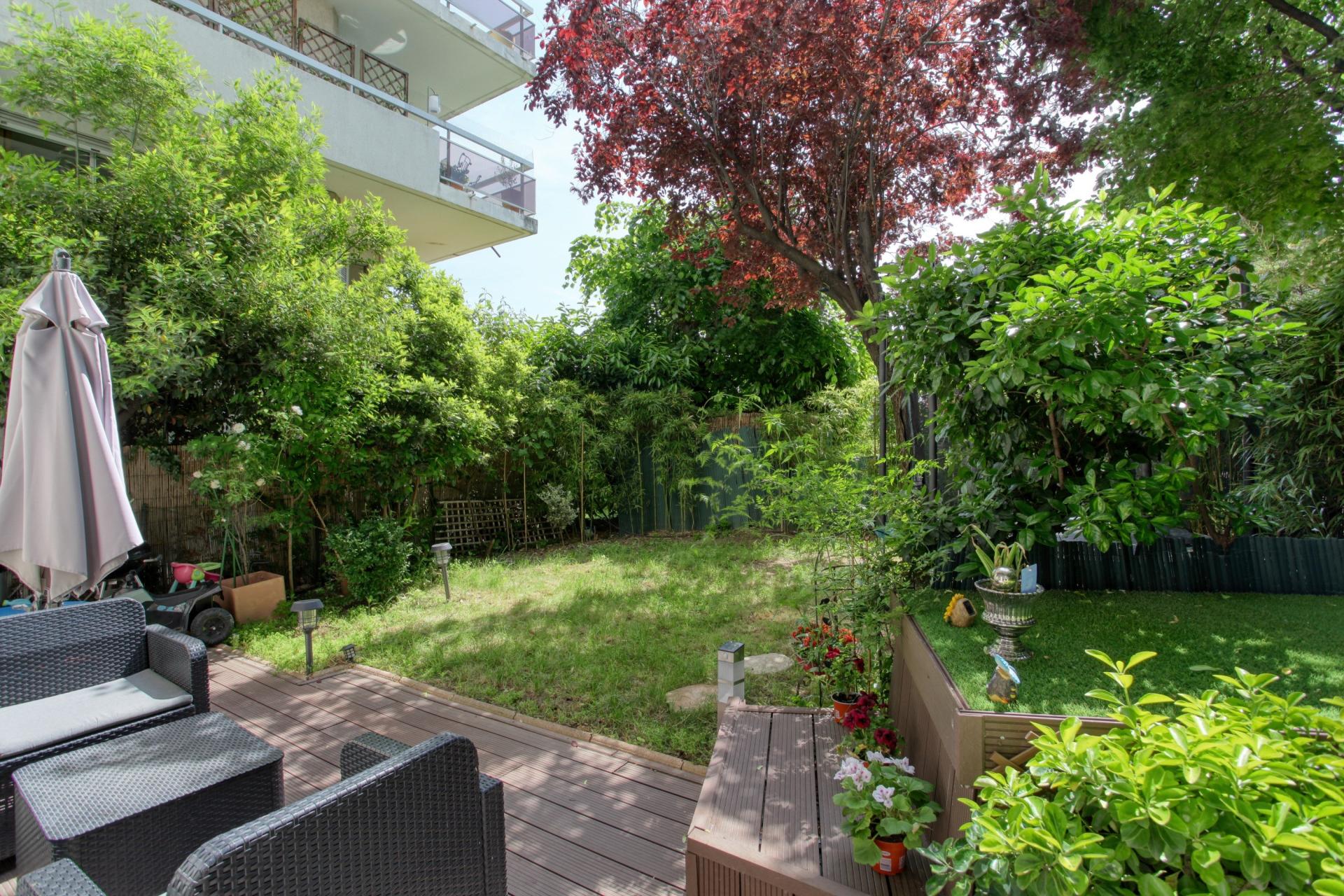 Maison a louer courbevoie - 4 pièce(s) - 86 m2 - Surfyn