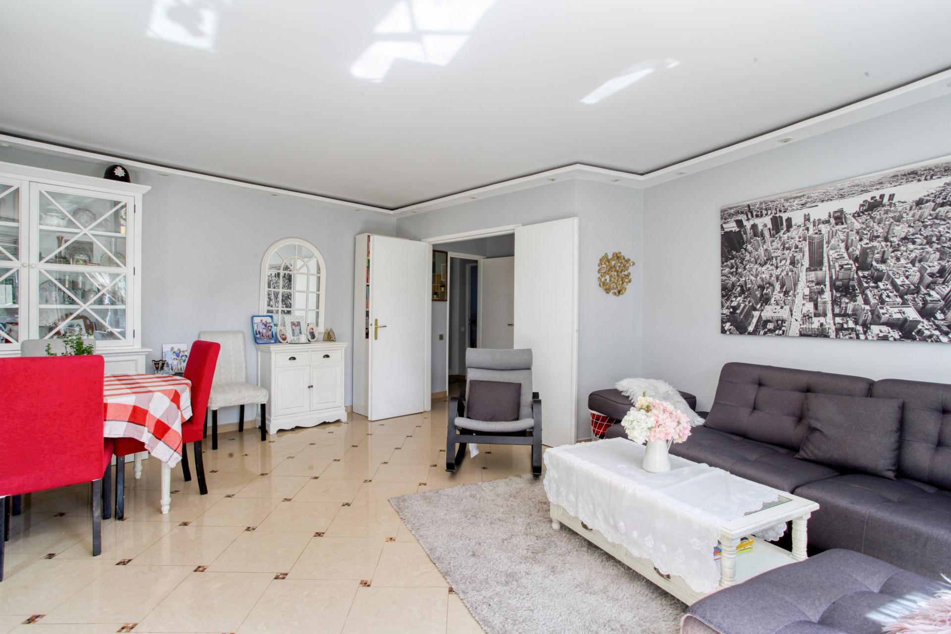 Maison a louer courbevoie - 4 pièce(s) - 86 m2 - Surfyn