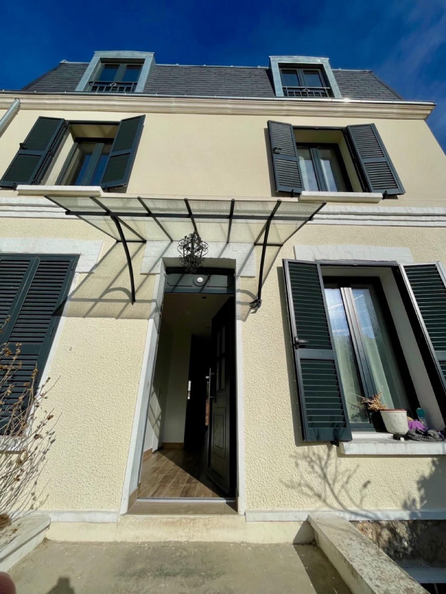 Maison a louer nanterre - 6 pièce(s) - 200 m2 - Surfyn