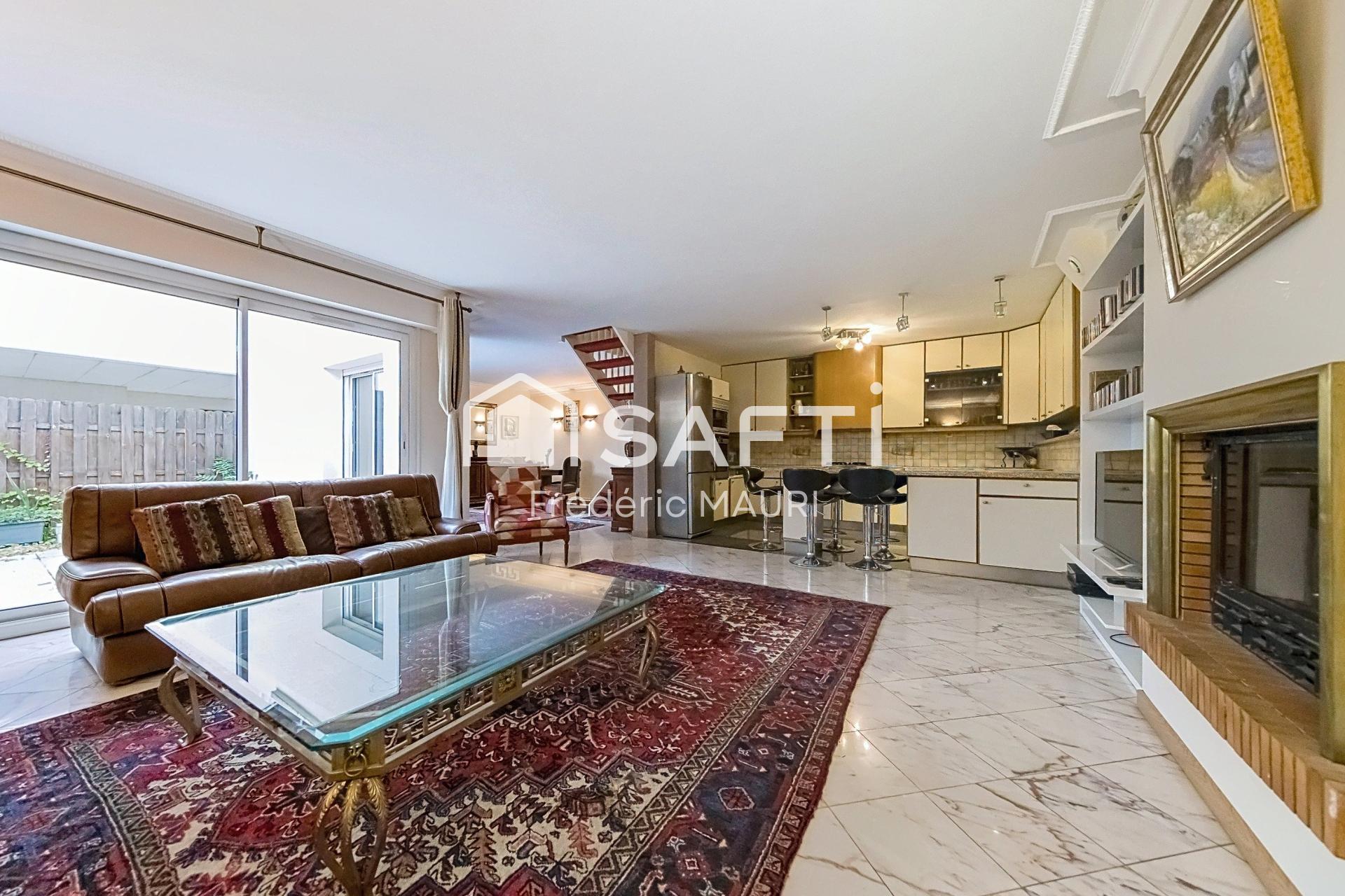 Maison a louer courbevoie - 5 pièce(s) - 130 m2 - Surfyn