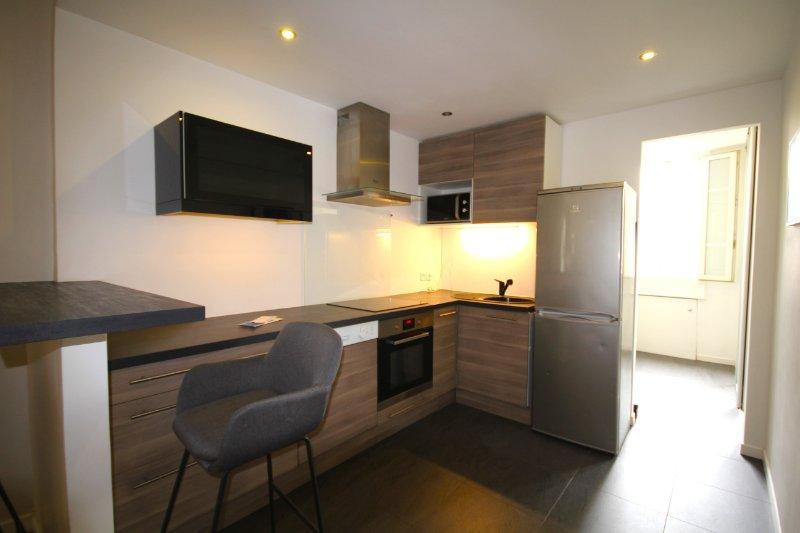Maison a louer courbevoie - 2 pièce(s) - 44 m2 - Surfyn