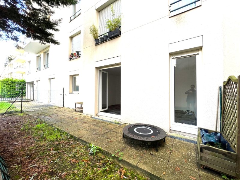 Maison a louer courbevoie - 4 pièce(s) - 75 m2 - Surfyn